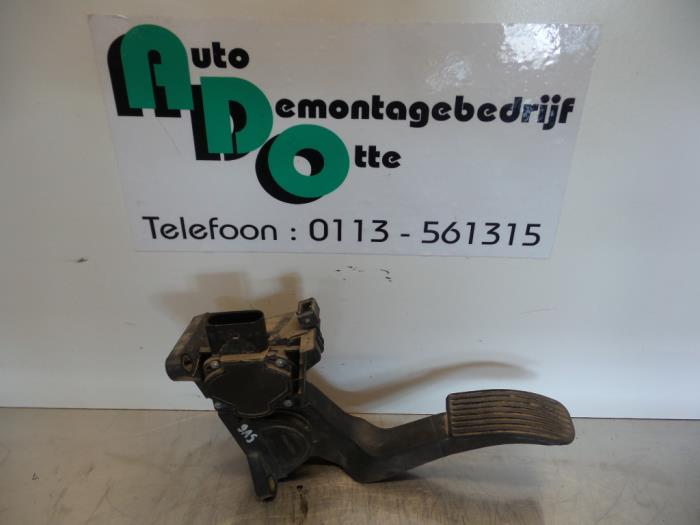 Gebrauchte Gaspedalposition Sensor Mercedes Vito (638.0) 2.2 CDI 108 16V Preis € 40,00 Margenregelung angeboten von Autodemontagebedrijf Otte
