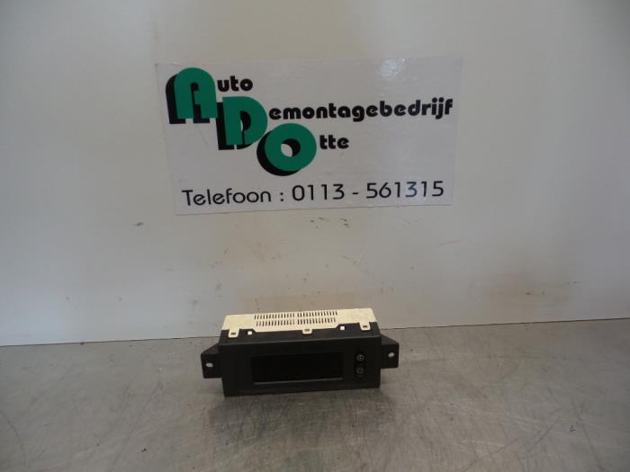 Begagnade Innerdisplay Opel Astra G (F70) 2.0 DI 16V Pris € 15,00 Marginaltabell erbjuds av Autodemontagebedrijf Otte