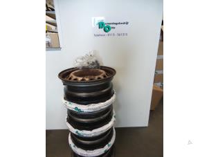 Used Set of wheels Peugeot Expert (222/224) 1.9D Price € 75,00 Margin scheme offered by Autodemontagebedrijf Otte