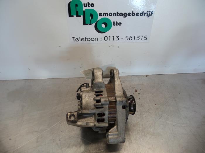 Usagé Dynamo Ford Fiesta 4 1.25 16V Prix € 15,00 Règlement à la marge proposé par Autodemontagebedrijf Otte