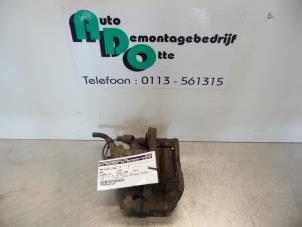 Used Front brake calliper, left BMW 3-Serie Price € 25,00 Margin scheme offered by Autodemontagebedrijf Otte