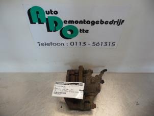Used Front brake calliper, right BMW 3-Serie Price € 25,00 Margin scheme offered by Autodemontagebedrijf Otte