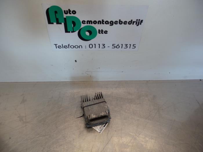 Used Cooling computer Jaguar S-type (X200) 3.0 V6 24V Price € 50,00 Margin scheme offered by Autodemontagebedrijf Otte
