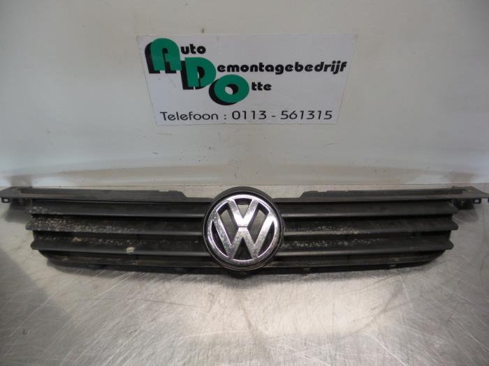 Begagnade Grill Volkswagen Lupo (6X1) 1.4 16V 75 Pris € 25,00 Marginaltabell erbjuds av Autodemontagebedrijf Otte