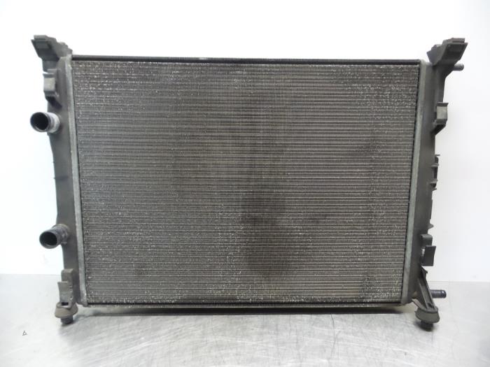 Used Radiator Renault Megane II (BM/CM) 1.9 dCi 120 Price € 50,00 Margin scheme offered by Autodemontagebedrijf Otte
