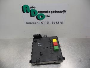 Used Fuse box Opel Vectra C GTS 2.2 DIG 16V Price € 50,00 Margin scheme offered by Autodemontagebedrijf Otte