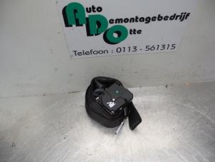 Used Front seatbelt, right Opel Corsa C (F08/68) 1.2 16V Price € 15,00 Margin scheme offered by Autodemontagebedrijf Otte
