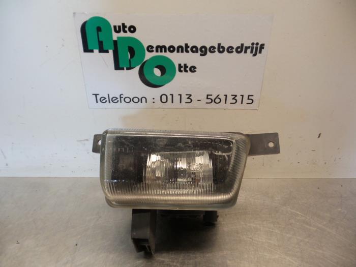 Used Opel Astra G Caravan F35 1 8 16v Fog Light Front Left Fog Light Front Left From A Opel Astra G Caravan F35 1 8 16v