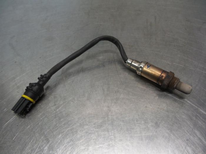 Usagé Sonde lambda BMW 5 serie (E39) 525i 24V Prix € 15,00 Règlement à la marge proposé par Autodemontagebedrijf Otte