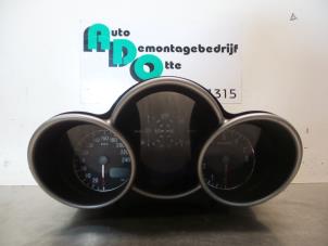 Used Instrument panel Alfa Romeo 147 (937) 1.6 Twin Spark 16V Price € 15,00 Margin scheme offered by Autodemontagebedrijf Otte