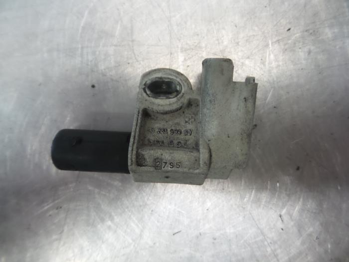 Begagnade Kamaxelsensor Peugeot 807 2.0 HDi 16V Pris € 15,00 Marginaltabell erbjuds av Autodemontagebedrijf Otte