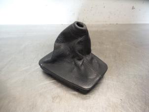 Used Gear stick cover BMW 3 serie Compact (E36/5) 316i Price € 15,00 Margin scheme offered by Autodemontagebedrijf Otte