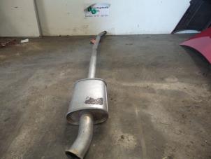 Used Exhaust middle silencer Renault Clio II (BB/CB) 1.4 Price € 40,00 Margin scheme offered by Autodemontagebedrijf Otte