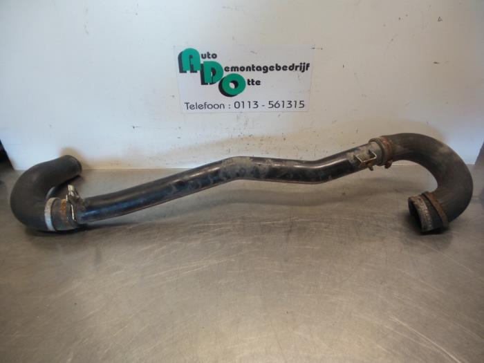 Usagé Tube intercooler Saab 9-5 (YS3E) 3.0 TiD V6 24V Prix € 50,00 Règlement à la marge proposé par Autodemontagebedrijf Otte