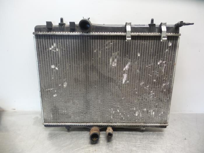 Used Radiator Peugeot 307 SW (3H) 2.0 HDi 110 FAP Price € 25,00 Margin scheme offered by Autodemontagebedrijf Otte