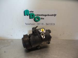 Klimapumpe van een Chrysler 300 C 2.7 V6 24V 2005