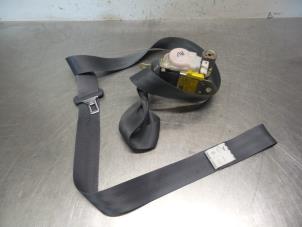Used Front seatbelt, right Toyota Starlet (EP9) 1.3,XLi,GLi 16V Price € 25,00 Margin scheme offered by Autodemontagebedrijf Otte