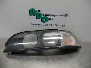 Used Headlight lens, left BMW 5 serie Touring (E39) 523i 24V Price € 15,00 Margin scheme offered by Autodemontagebedrijf Otte