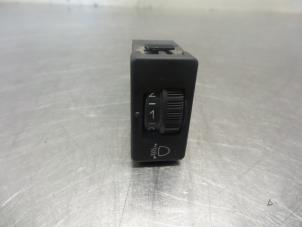 Used AIH headlight switch Peugeot 807 2.2 HDiF 16V Price € 10,00 Margin scheme offered by Autodemontagebedrijf Otte