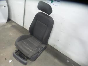 Used Seat, left Volkswagen Golf Price € 65,00 Margin scheme offered by Autodemontagebedrijf Otte