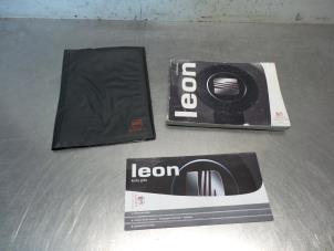 Used Instruction Booklet Seat Leon (1P1) 1.9 TDI 105 Price € 20,00 Margin scheme offered by Autodemontagebedrijf Otte