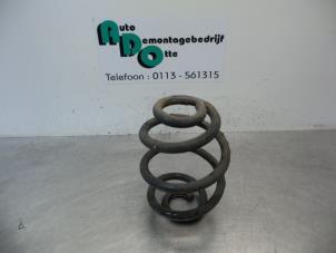 Used Rear coil spring BMW 3 serie (E46/4) 316i Price € 15,00 Margin scheme offered by Autodemontagebedrijf Otte