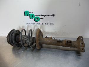 Used Front shock absorber rod, left BMW 3 serie (E36/2) 316i Price € 25,00 Margin scheme offered by Autodemontagebedrijf Otte