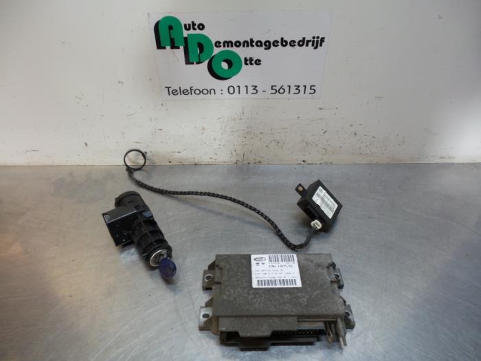 Used Ignition lock + computer Fiat Seicento (187) 0.9 SPI Price € 100,00 Margin scheme offered by Autodemontagebedrijf Otte