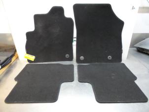 Used Set of mats Opel Astra Price € 50,00 Margin scheme offered by Autodemontagebedrijf Otte