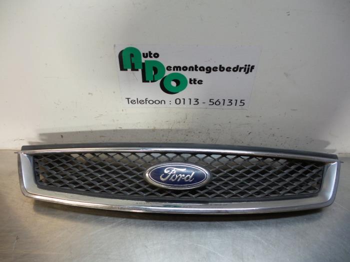 Używane Grill Ford Focus Cena € 20,00 Procedura marży oferowane przez Autodemontagebedrijf Otte