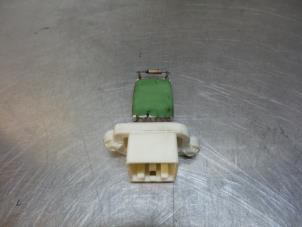 Used Heater resistor Ford Focus 2 1.6 Ti-VCT 16V Price € 10,00 Margin scheme offered by Autodemontagebedrijf Otte