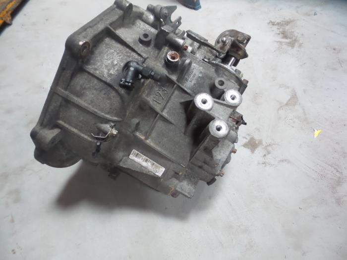 Gearbox Opel Vectra C GTS 2.2 16V - Z22SE F23