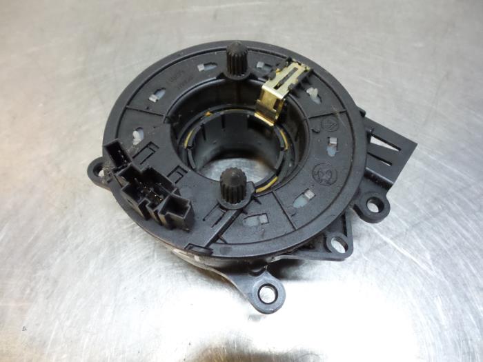 Airbag clock spring from a BMW 3 serie (E46/2) 318 Ci 2000