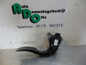 Used Throttle pedal position sensor Renault Clio IV Estate/Grandtour (7R) 1.5 Energy dCi 75 FAP Price € 25,00 Margin scheme offered by Autodemontagebedrijf Otte