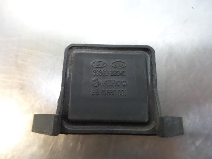 Ignition module from a Hyundai Matrix 1.6 16V 2005
