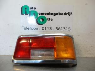 Używane Tylne swiatlo pozycyjne prawe Mercedes /8 (W115) 200 Cena € 25,00 Procedura marży oferowane przez Autodemontagebedrijf Otte