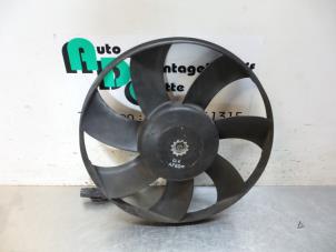 Used Cooling fans Hyundai Matrix 1.6 16V Price € 40,00 Margin scheme offered by Autodemontagebedrijf Otte
