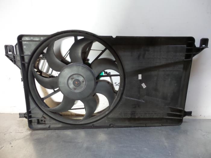 Cooling fans from a Ford Focus 2 Wagon 1.6 TDCi 16V 110 2006