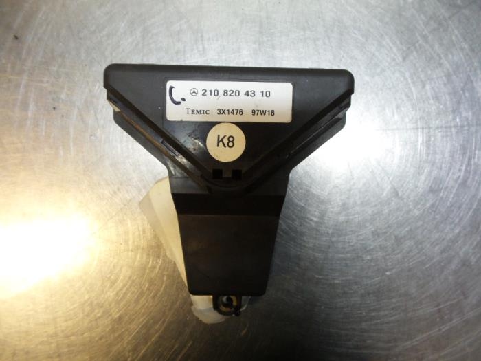 Sensor (övriga) från en Mercedes E-Klasse 1996