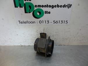 Used Air mass meter Peugeot 807 2.2 HDiF 16V Price € 75,00 Margin scheme offered by Autodemontagebedrijf Otte