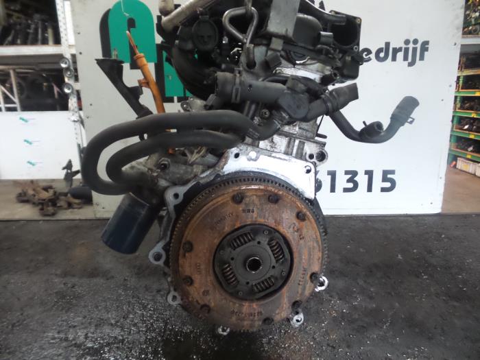 Engine Volkswagen Golf IV 1.6 - AKL - Autodemontagebedrijf Otte