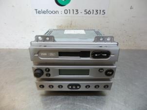 Radio/Kasety z Ford Fiesta 5 (JD/JH) 1.3 2004