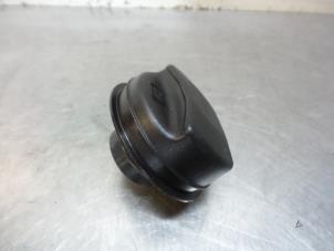 Begagnade Tanklock Opel Astra H (L48) 1.6 16V Twinport Pris € 5,00 Marginaltabell erbjuds av Autodemontagebedrijf Otte