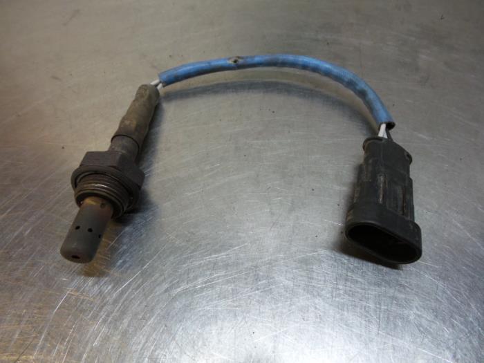 Usados Sonda Lambda Renault Clio II (BB/CB) 1.6 RN, RT Precio € 15,00 Norma de margen ofrecido por Autodemontagebedrijf Otte