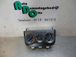 Usados Panel de control de calefacción Fiat Grande Punto (199) 1.4 16V Precio € 25,00 Norma de margen ofrecido por Autodemontagebedrijf Otte