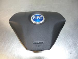 Gebrauchte Airbag links (Lenkrad) Fiat Grande Punto (199) 1.4 16V Preis € 25,00 Margenregelung angeboten von Autodemontagebedrijf Otte