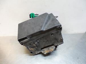 Used Battery box Skoda Fabia (6Y5) 1.4i Price € 25,00 Margin scheme offered by Autodemontagebedrijf Otte