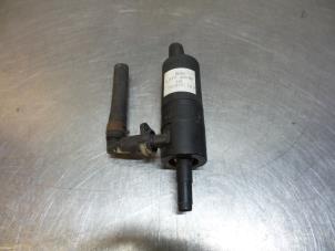 Used Headlight washer pump Mini Mini Cooper S (R53) 1.6 16V Price € 15,00 Margin scheme offered by Autodemontagebedrijf Otte