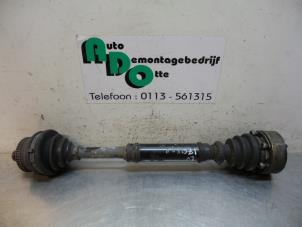 Used Front drive shaft, left Audi A4 (B5) 1.6 Price € 25,00 Margin scheme offered by Autodemontagebedrijf Otte