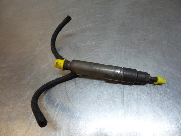 Gebrauchte Einspritzdüse (Diesel) Volkswagen LT II 2.5 TDi Preis € 75,00 Margenregelung angeboten von Autodemontagebedrijf Otte